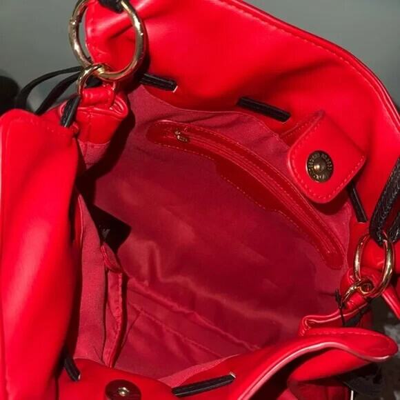 Badgley Mischka Red Vegan Leather Shoulder Bag – Gold Hardware, Drawstring, NWT - Picture 4 of 5